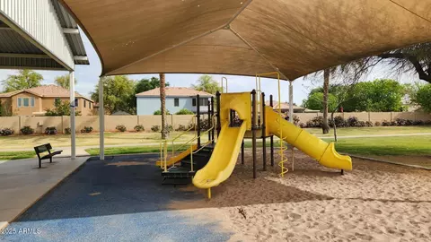 444 W Fabens Ln, Gilbert, AZ 85233 photo 8