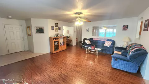 444 W Fabens Ln, Gilbert, AZ 85233 photo 3