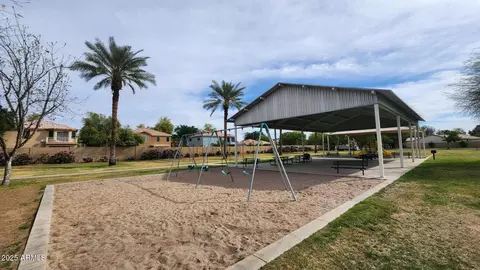 444 W Fabens Ln, Gilbert, AZ 85233 photo 34