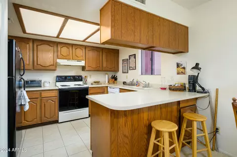 Kitchen - 4303 E Cactus Rd S #329, Phoenix, AZ 85032 photo 1 of 1