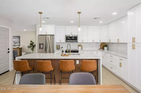 2118 E Radcliffe Dr, Tempe, AZ 85283 photo 6
