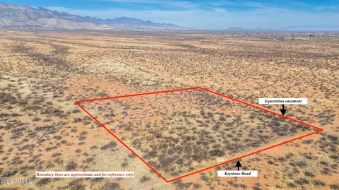 89 S Keystone Rd # A, Hereford, AZ 85615