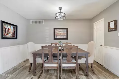 601 E Winter Dr, Phoenix, AZ 85020 photo 7