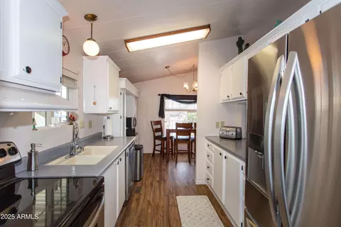 8702 E Dinavan Cir, Mesa, AZ 85208 photo 12