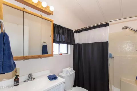 8702 E Dinavan Cir, Mesa, AZ 85208 photo 17
