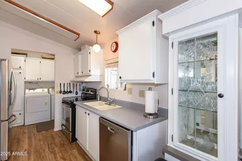 8702 E Dinavan Cir, Mesa, AZ 85208 photo 10