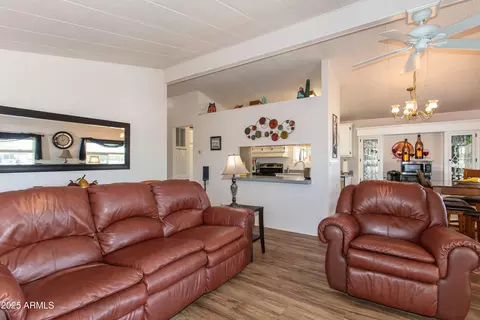 8702 E Dinavan Cir, Mesa, AZ 85208 photo 6