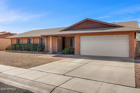 5741 W Purdue Cir, Glendale, AZ 85302