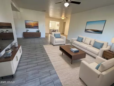 4734 N 61st Ave, Phoenix, AZ 85033