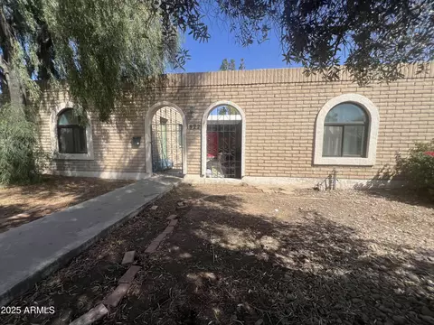 1822 W Highland Ave, Phoenix, AZ 85015
