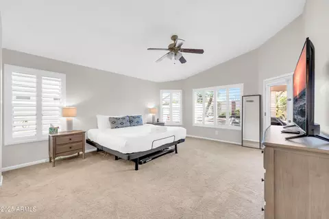 2395 S Cobblestone Ct, Gilbert, AZ 85295 photo 4