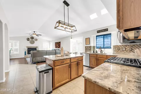 2395 S Cobblestone Ct, Gilbert, AZ 85295 photo 23