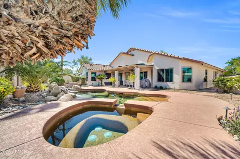 2395 S Cobblestone Ct, Gilbert, AZ 85295 photo 2