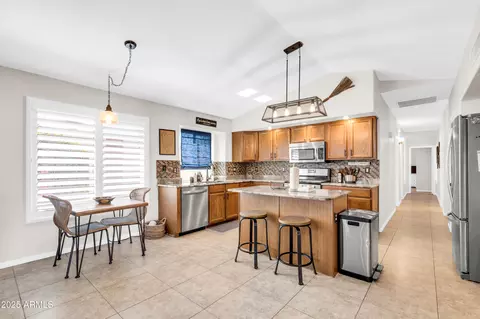 2395 S Cobblestone Ct, Gilbert, AZ 85295 photo 26