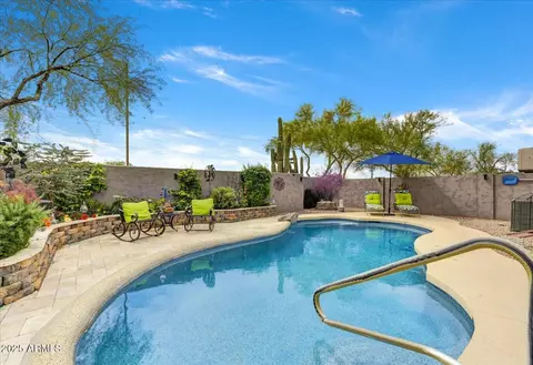 4623 E Lone Cactus Dr, Phoenix, AZ 85050
