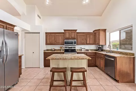 3061 E Millbrae Ln, Gilbert, AZ 85234 photo 11