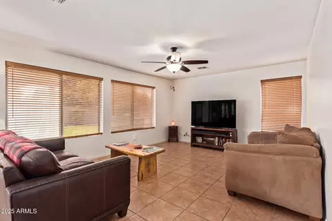 3061 E Millbrae Ln, Gilbert, AZ 85234 photo 14