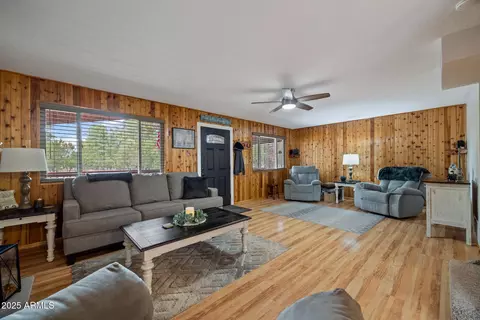 2149 Timber Dr, Overgaard, AZ 85933 photo 7
