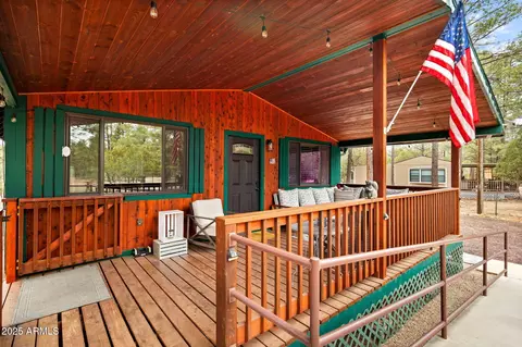 2149 Timber Dr, Overgaard, AZ 85933 photo 3