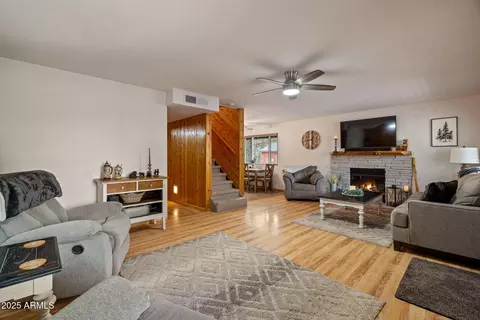 2149 Timber Dr, Overgaard, AZ 85933 photo 6