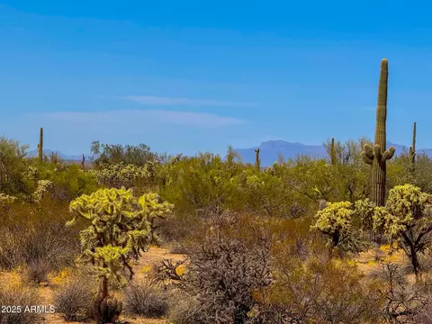 0 N Hohokam Rd 851 Acres -- #LOT A, Florence, AZ 85132
