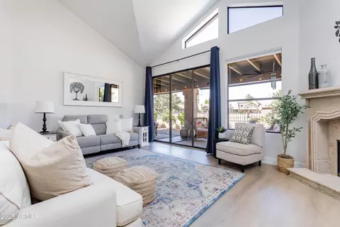 Living - 4041 E Sunnyside Dr, Phoenix, AZ 85028 photo 3 of 3