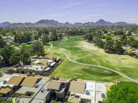 View/Area - 4041 E Sunnyside Dr, Phoenix, AZ 85028 photo 1 of 6