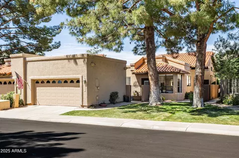 4041 E Sunnyside Dr, Phoenix, AZ 85028