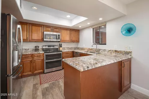 4303 E Cactus Rd #407, Phoenix, AZ 85032 photo 8