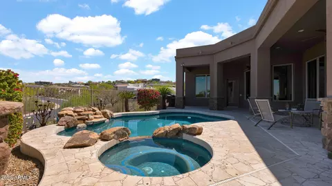 Exterior - 1514 Eugie Ave, Phoenix, AZ 85022 photo 8 of 10