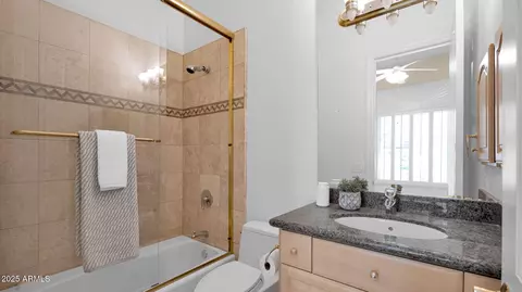 Bath - 1514 Eugie Ave, Phoenix, AZ 85022 photo 9 of 10