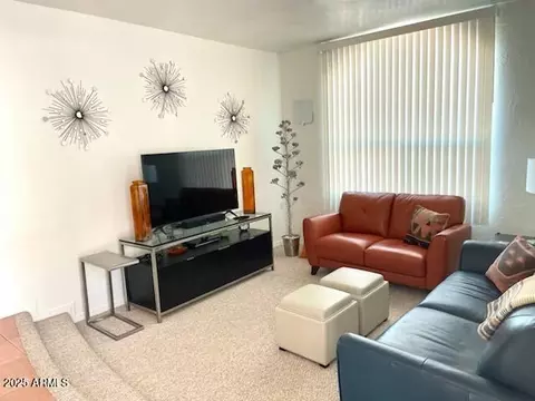 1313 E Mercer Ln, Phoenix, AZ 85020 photo 3