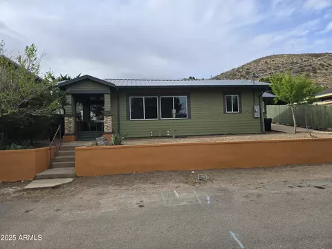 315 16th Ter, Bisbee, AZ 85603