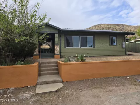 315 16th Ter, Bisbee, AZ 85603 photo 2