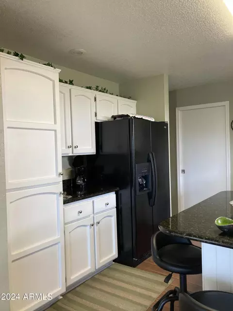 Kitchen - 5998 W Arroyo Way, Pine, AZ 85544 photo 4 of 4