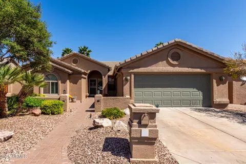 9320 E Champagne Dr, Sun Lakes, AZ 85248