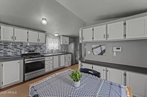 71097 Date Ave, Wenden, AZ 85357
