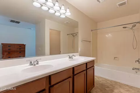 Bath - 4287 E Tyson St, Gilbert, AZ 85295 photo 2 of 3