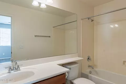 Bath - 4287 E Tyson St, Gilbert, AZ 85295 photo 1 of 3