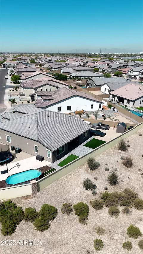 View/Area - 3907 S 75th Dr, Phoenix, AZ 85043 photo 1 of 2