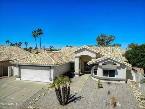 17514 N Rainbow Cir, Surprise, AZ 85374