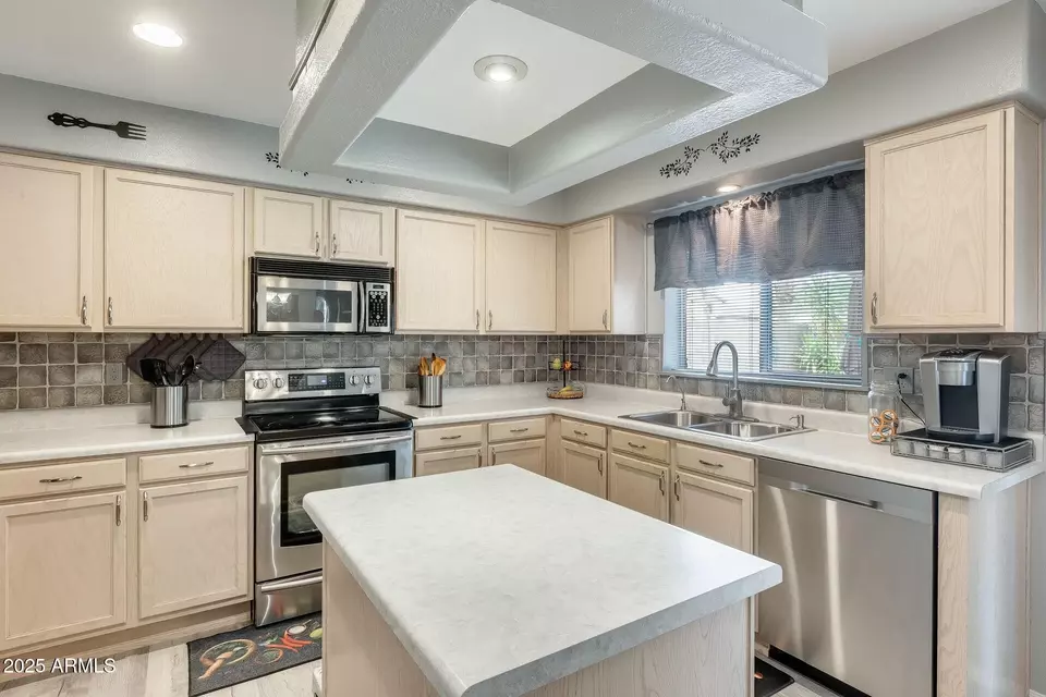  15962 W Statler St, Surprise, AZ 85374 photo 9