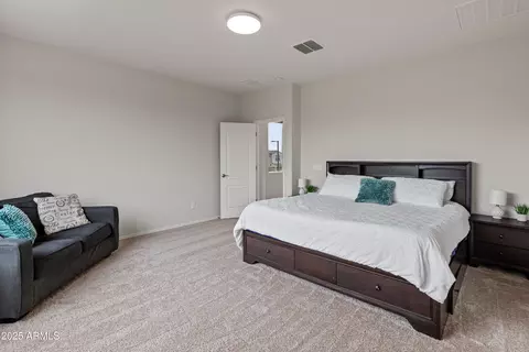 Bedroom - 608 E Pasaro Dr, Phoenix, AZ 85085 photo 6 of 8