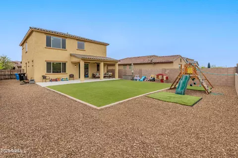 Exterior - 608 E Pasaro Dr, Phoenix, AZ 85085 photo 2 of 5