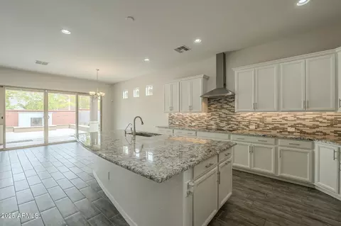 4090 E Bethena St, Gilbert, AZ 85295 photo 8