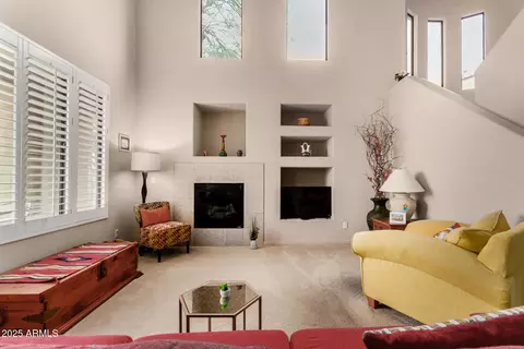 Living - 3131 E Legacy Dr #1012, Phoenix, AZ 85042 photo 2 of 5