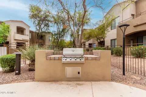 Exterior - 3131 E Legacy Dr #1012, Phoenix, AZ 85042 photo 13 of 13