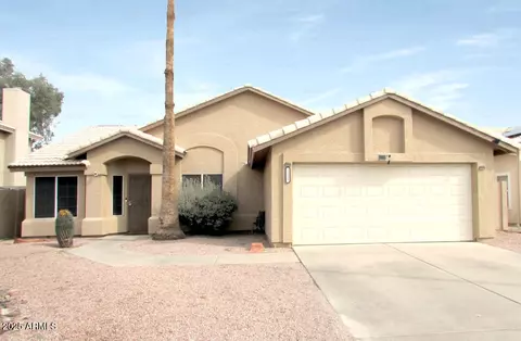 1132 E Harbor View Dr, Gilbert, AZ 85234