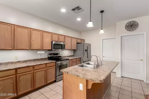 4255 S Marisol Ln, Gilbert, AZ 85297 photo 7
