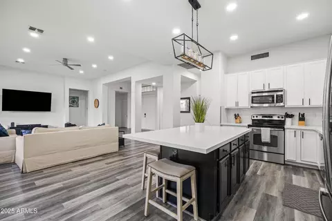 Kitchen - 2830 Estrella Ct, Gilbert, AZ 85296 photo 6 of 6